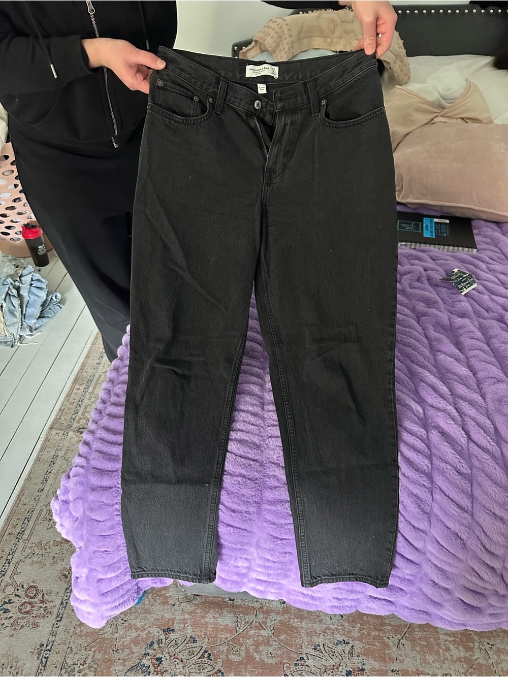 Abercrombie & Fitch Black Straight Leg Women's Jeans